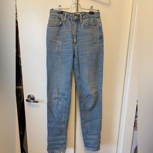 BDG by Urban Outfitters Mom jeans!!